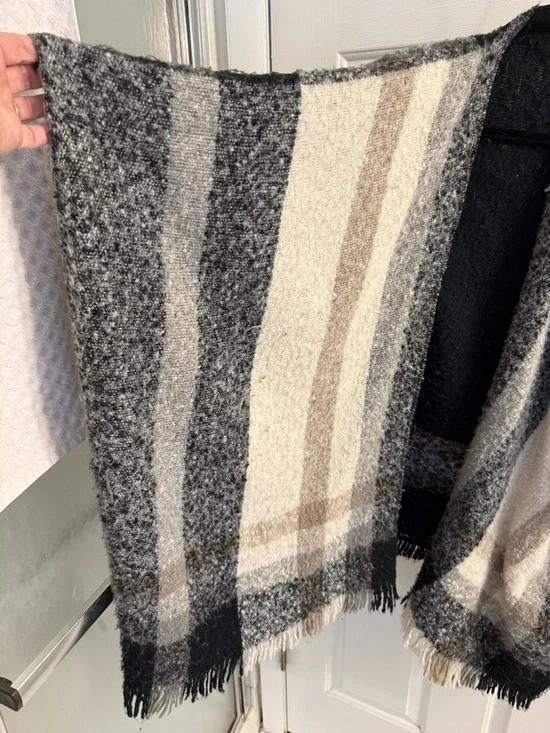 Nine West Black & Cream Plaid Fringe Open Poncho - Picture 2 of 5